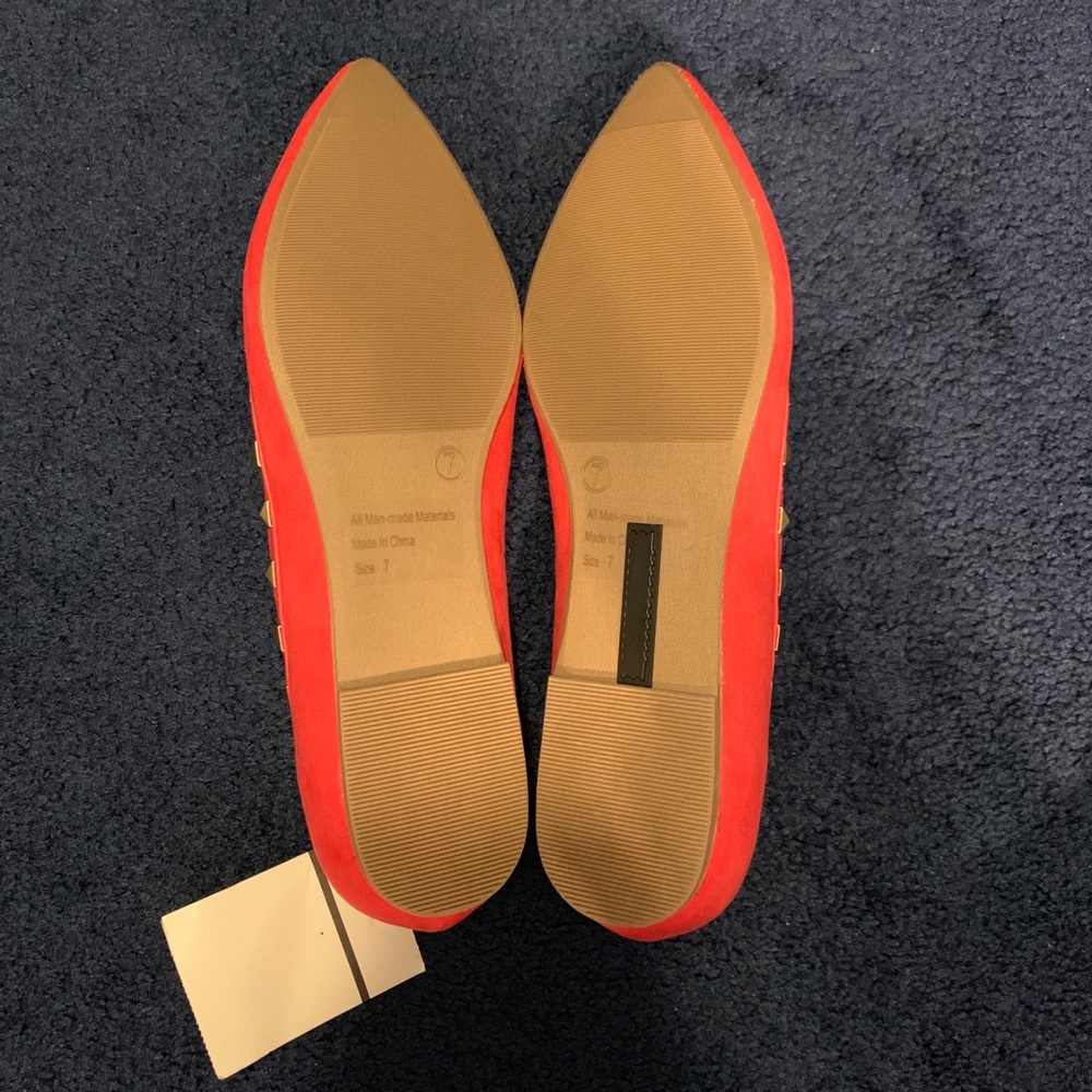 Flats - Picture 2 of 3